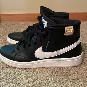 Women’s Court Royale 2 High Top Sneakers